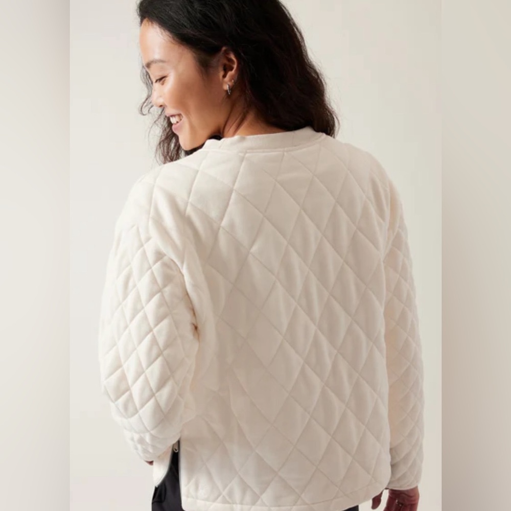 NWT Athleta Retroplush Quilted Crewneck Sweatshirt - Size M